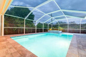 Amazing Heated SaltWater Pool SPA 3-bdrm Home in Paradise